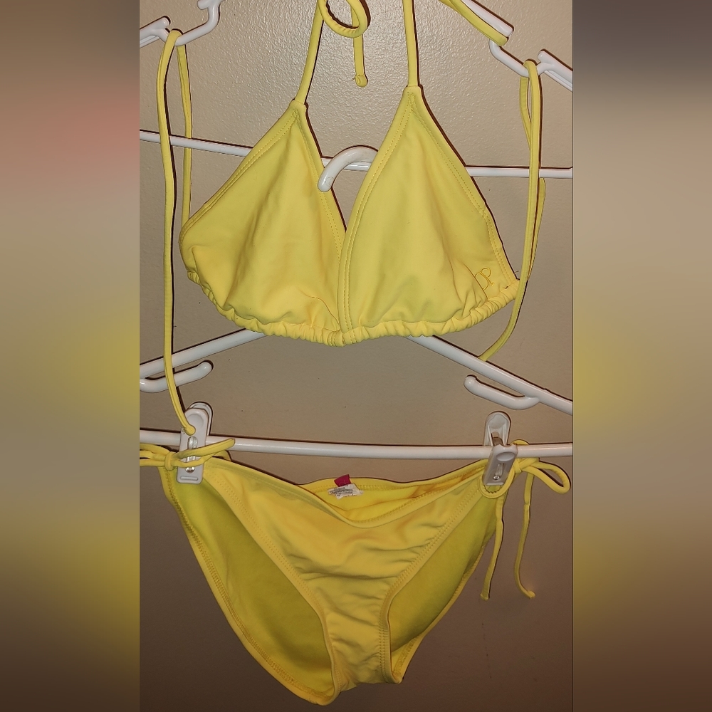 Bathing suit